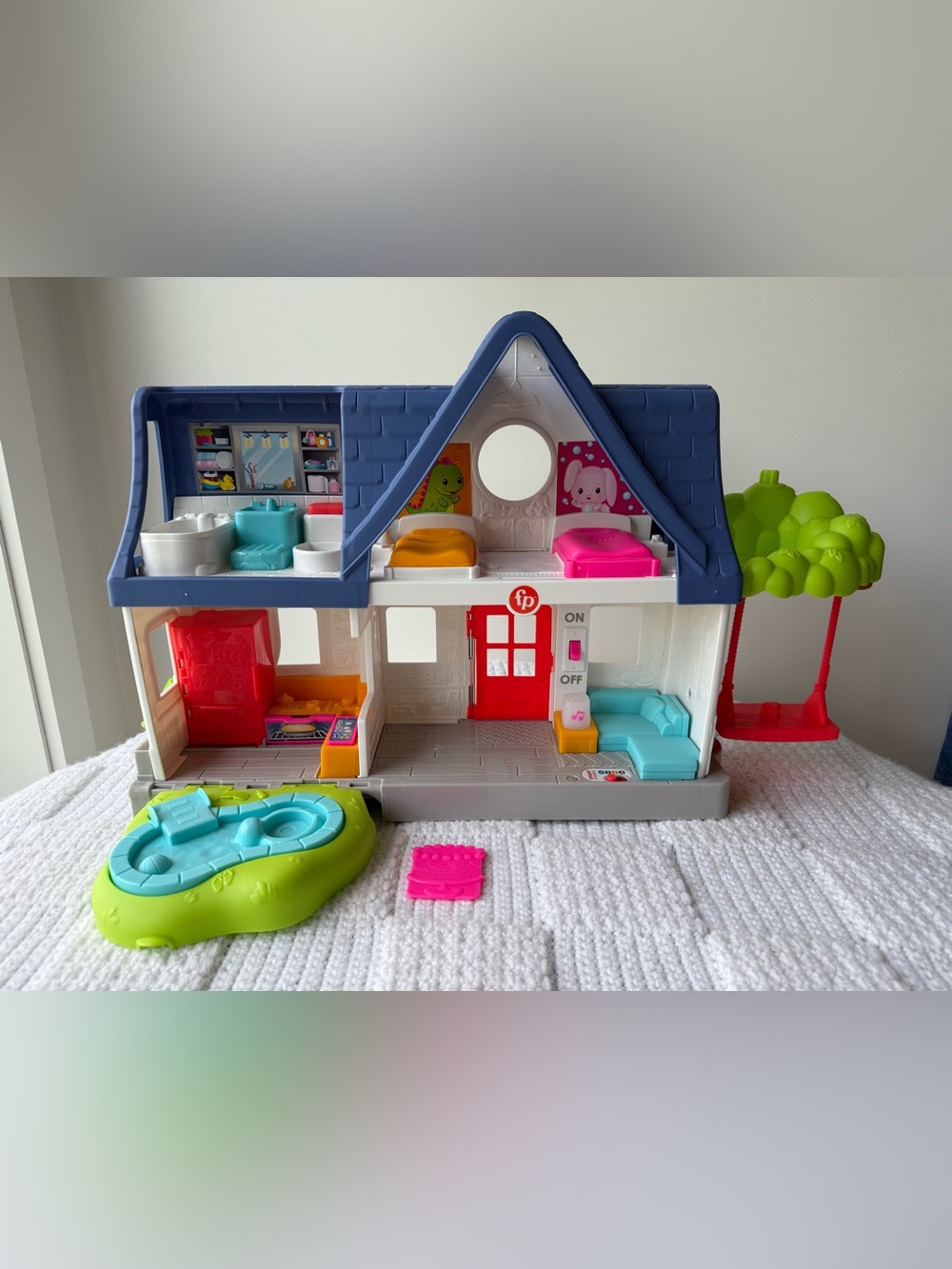 Fisher-Price Little People Friends Together Play House